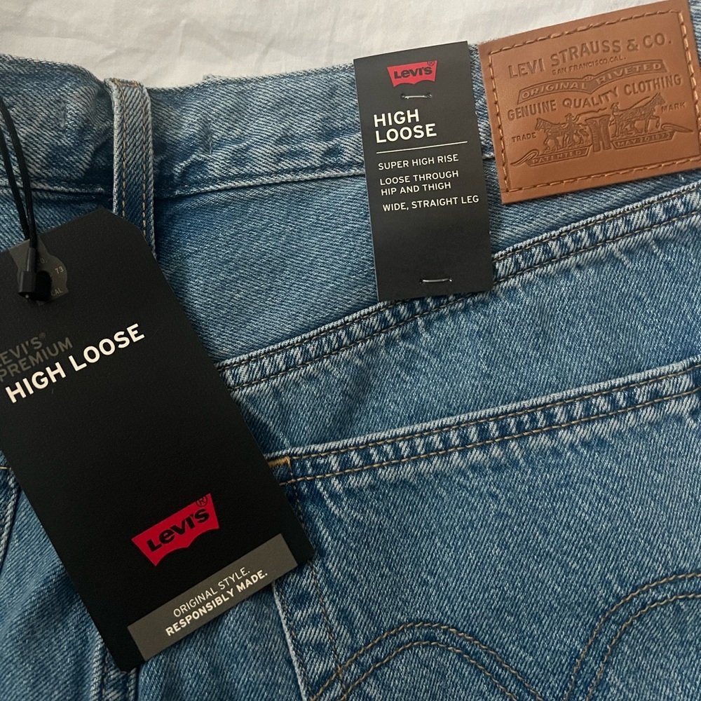 Levi's Women’s High Loose Jeans - Blue